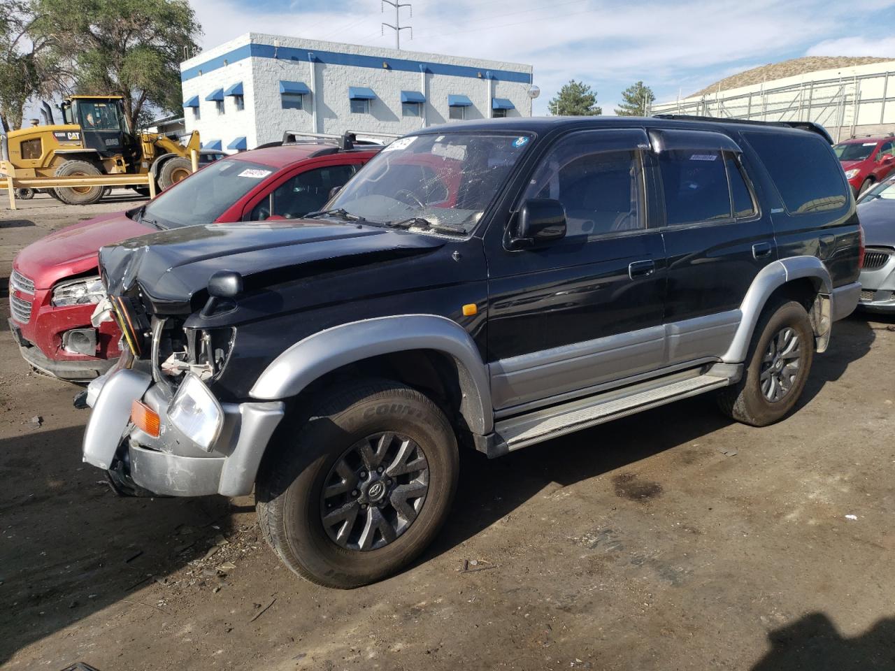  Salvage Toyota Hilux