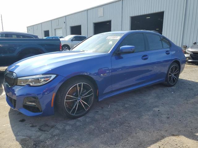 2022 BMW 3 Series, 330E