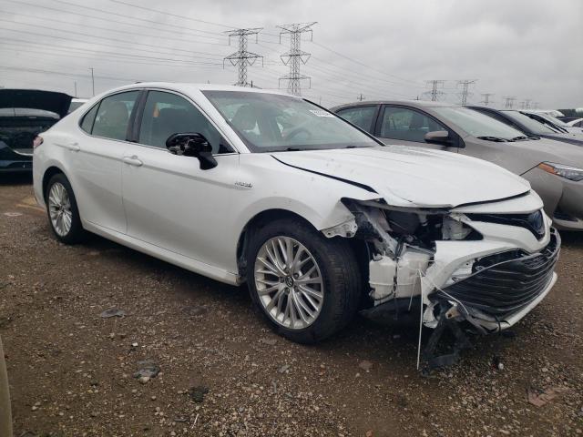 VIN 4T1B21HK3JU006847 2018 Toyota Camry, Hybrid no.4