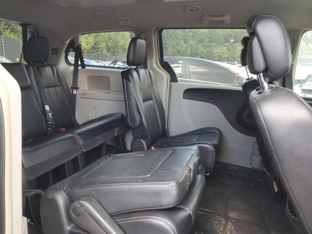 2015 CHRYSLER TOWN & COU - 2C4RC1BGXFR553168