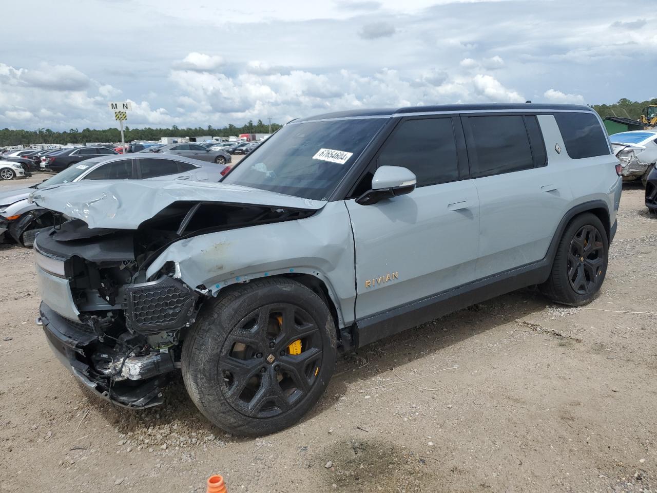 Rivian R1S 2022 Launch Edition