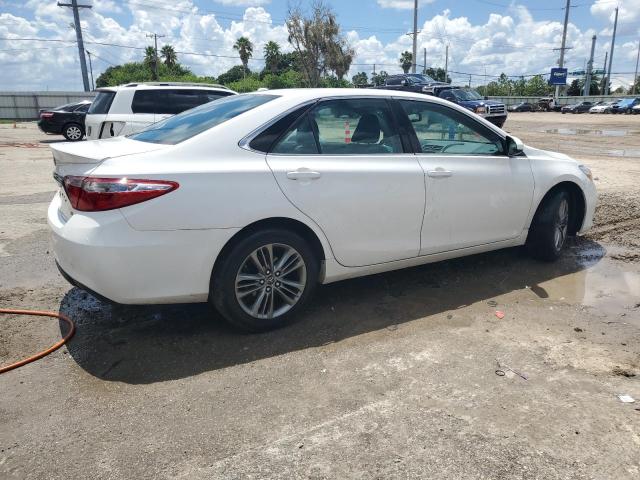 VIN 4T1BF1FK8GU212598 2016 Toyota Camry, LE no.3