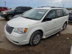 CHRYSLER TOWN & COU photo