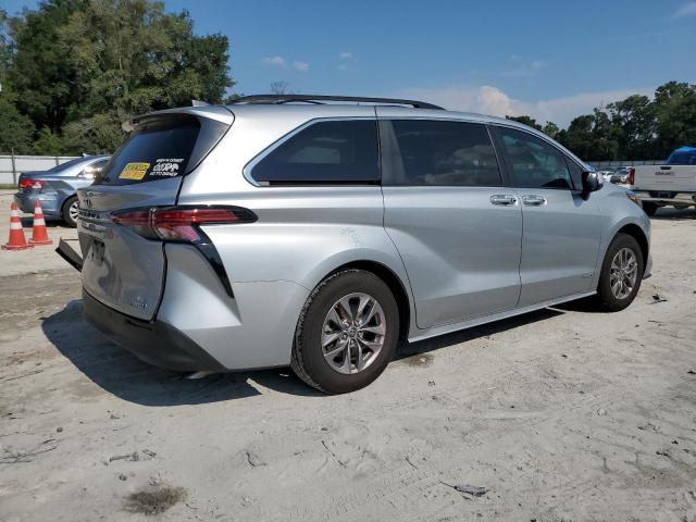 2021 TOYOTA SIENNA XLE - 5TDYRKECXMS004390