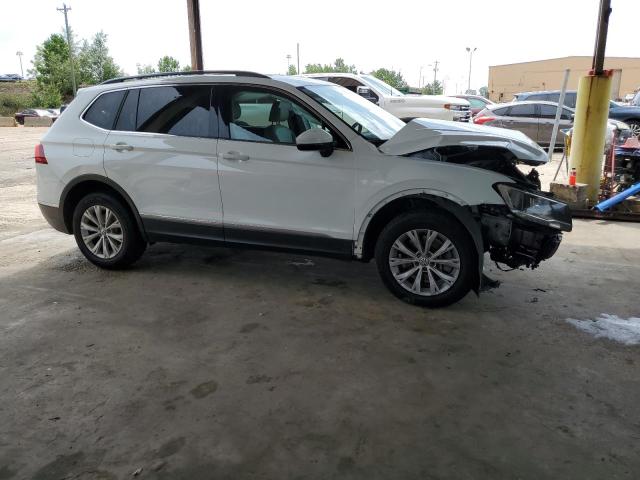 VIN 3VV2B7AX0JM120601 2018 Volkswagen Tiguan, SE no.4