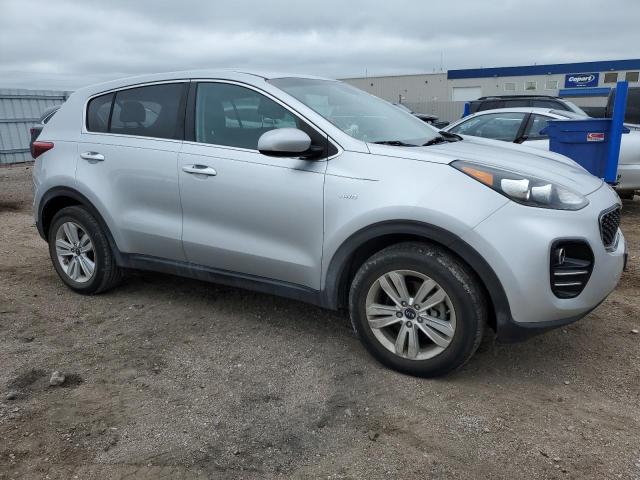 VIN KNDPMCACXH7152643 2017 KIA Sportage, LX no.4