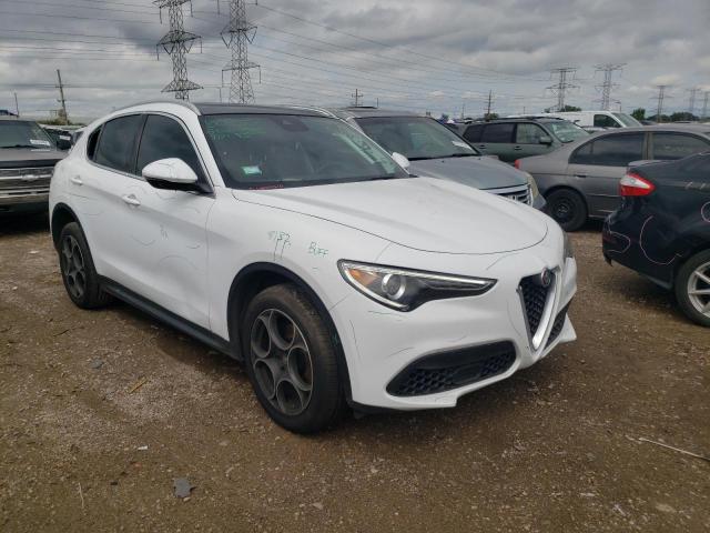 VIN ZASFAKAN8J7B70944 2018 Alfa Romeo Stelvio no.4