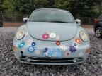 VOLKSWAGEN NEW BEETLE photo