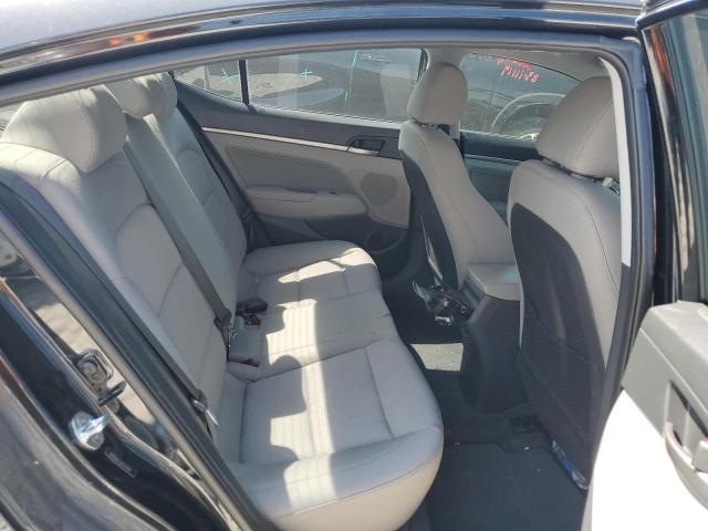 2018 HYUNDAI ELANTRA SE - 5NPD84LF2JH275682
