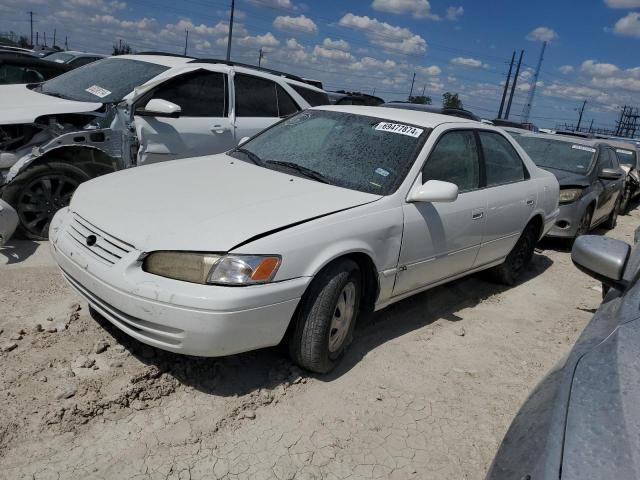 Global Auto Auctions: 1999 TOYOTA CAMRY LE