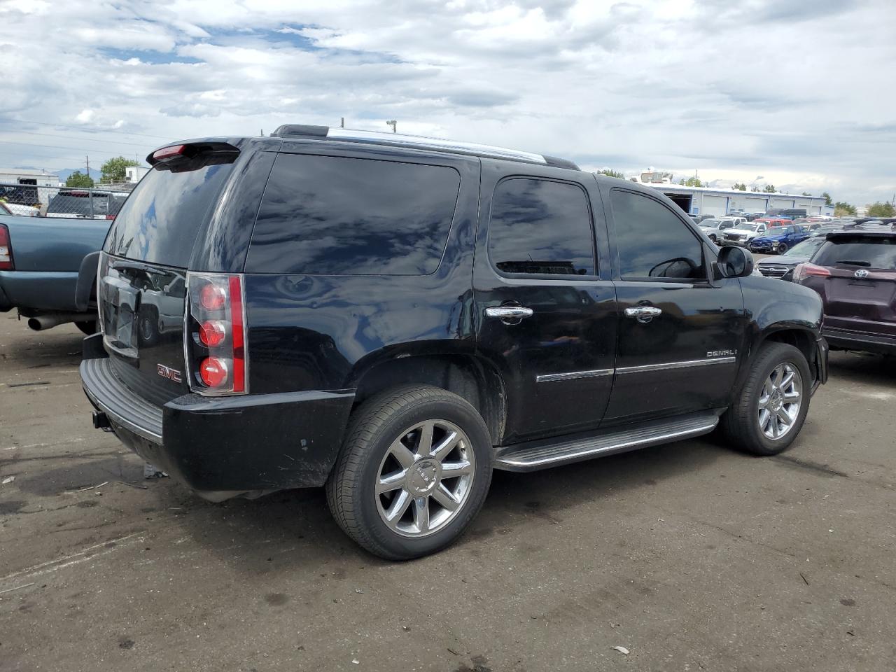 Lot #2986993788 2010 GMC YUKON DENA