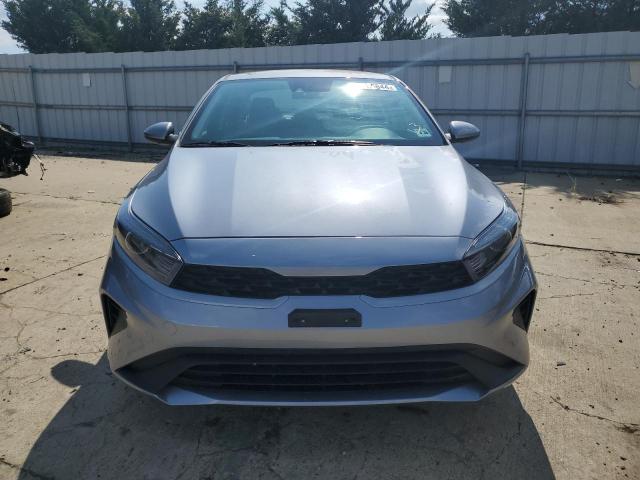 VIN 3KPF24AD5PE589738 2023 KIA Forte, LX no.5