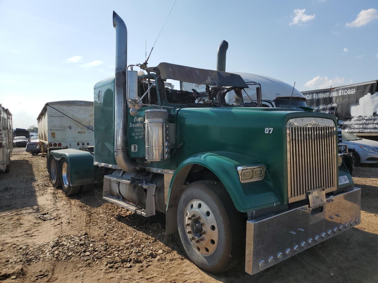 Freightliner Long Conv. 2000 USF-1E, Hwy