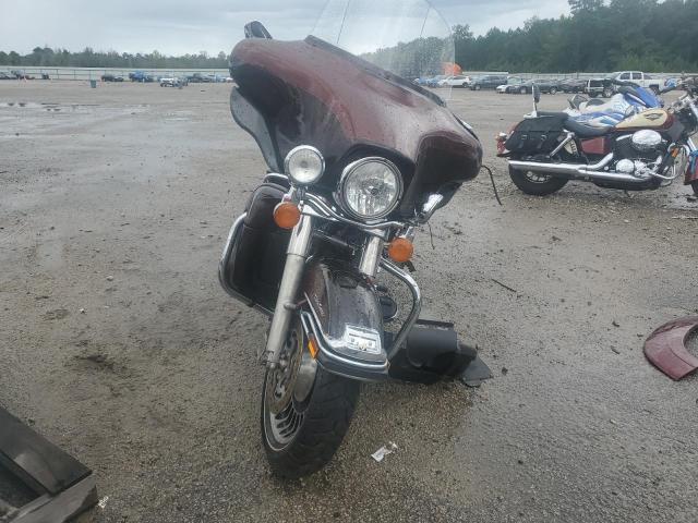 2011 HARLEY-DAVIDSON FLHTCU - 1HD1FC41XBB632324