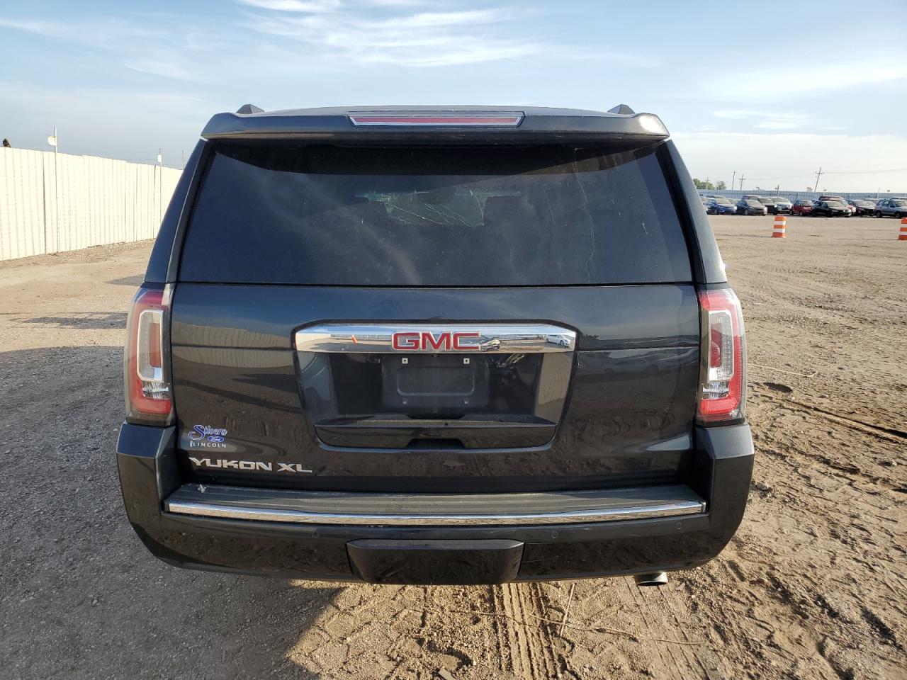 Lot #2823941042 2020 GMC YUKON XL D