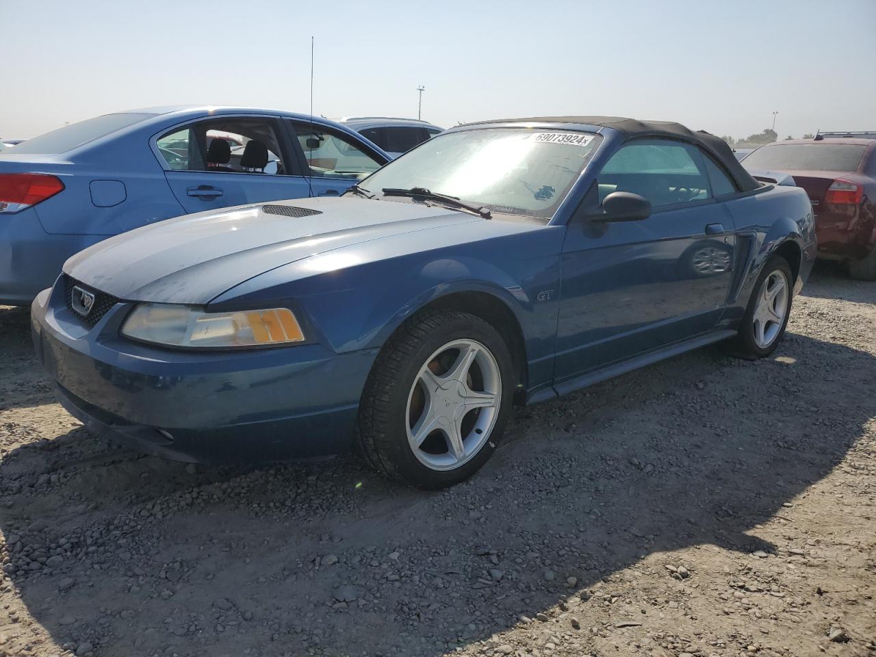 Ford Mustang 2000 GT