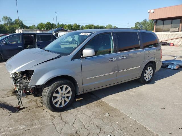 VIN 2C4RC1BGXFR620304 2015 Chrysler Town and Countr... no.1