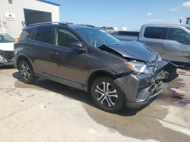 VIN JTMZFREV1JJ165338 2018 Toyota RAV4, LE no.4