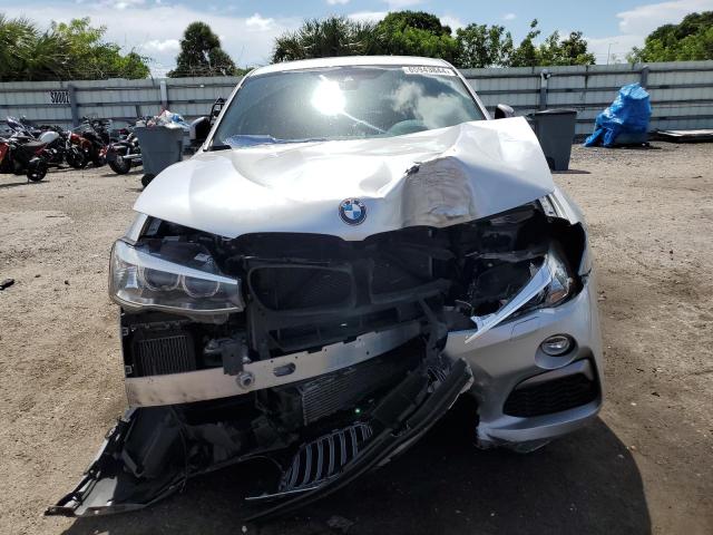 VIN 5UXXW7C56J0W65028 2018 BMW X4 no.5