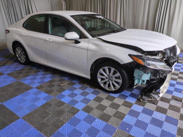 VIN 4T1B11HK6KU855844 2019 Toyota Camry, L no.4