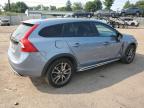 VOLVO V60 CROSS снимка