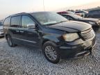 CHRYSLER TOWN & COU photo