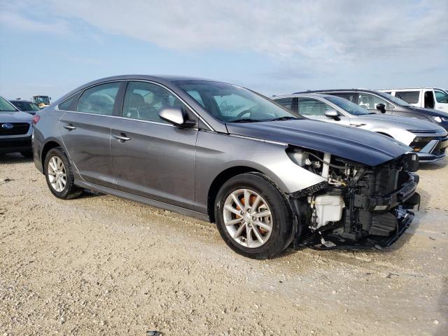 VIN 5NPE24AFXJH657306 2018 Hyundai Sonata, SE no.4