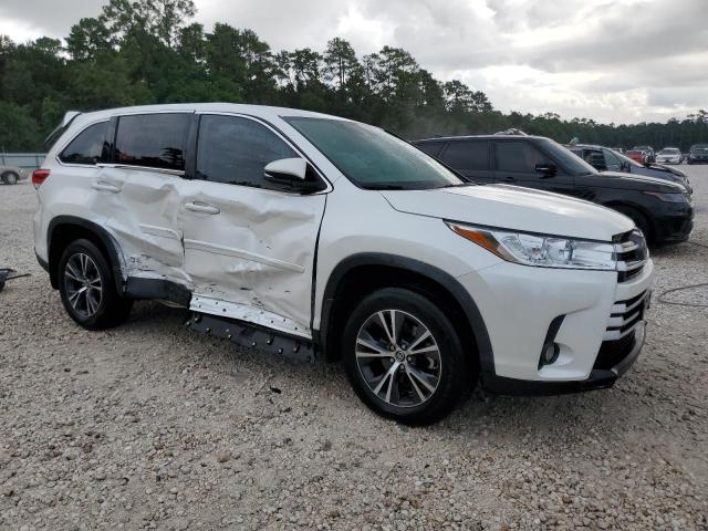 VIN 5TDZZRFH1KS365026 2019 Toyota Highlander, LE no.4