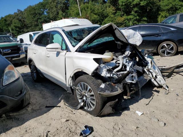 2017 LINCOLN MKC RESERV 5LMCJ3D95HUL15331