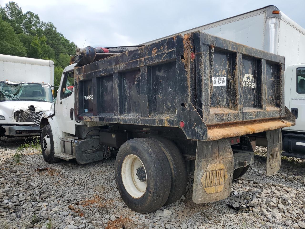 Lot #2774176351 2013 FREIGHTLINER M2 106 MED