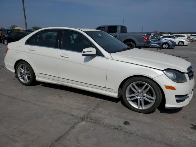 VIN WDDGF4HB9EA960483 2014 Mercedes-Benz C-Class, 250 no.4