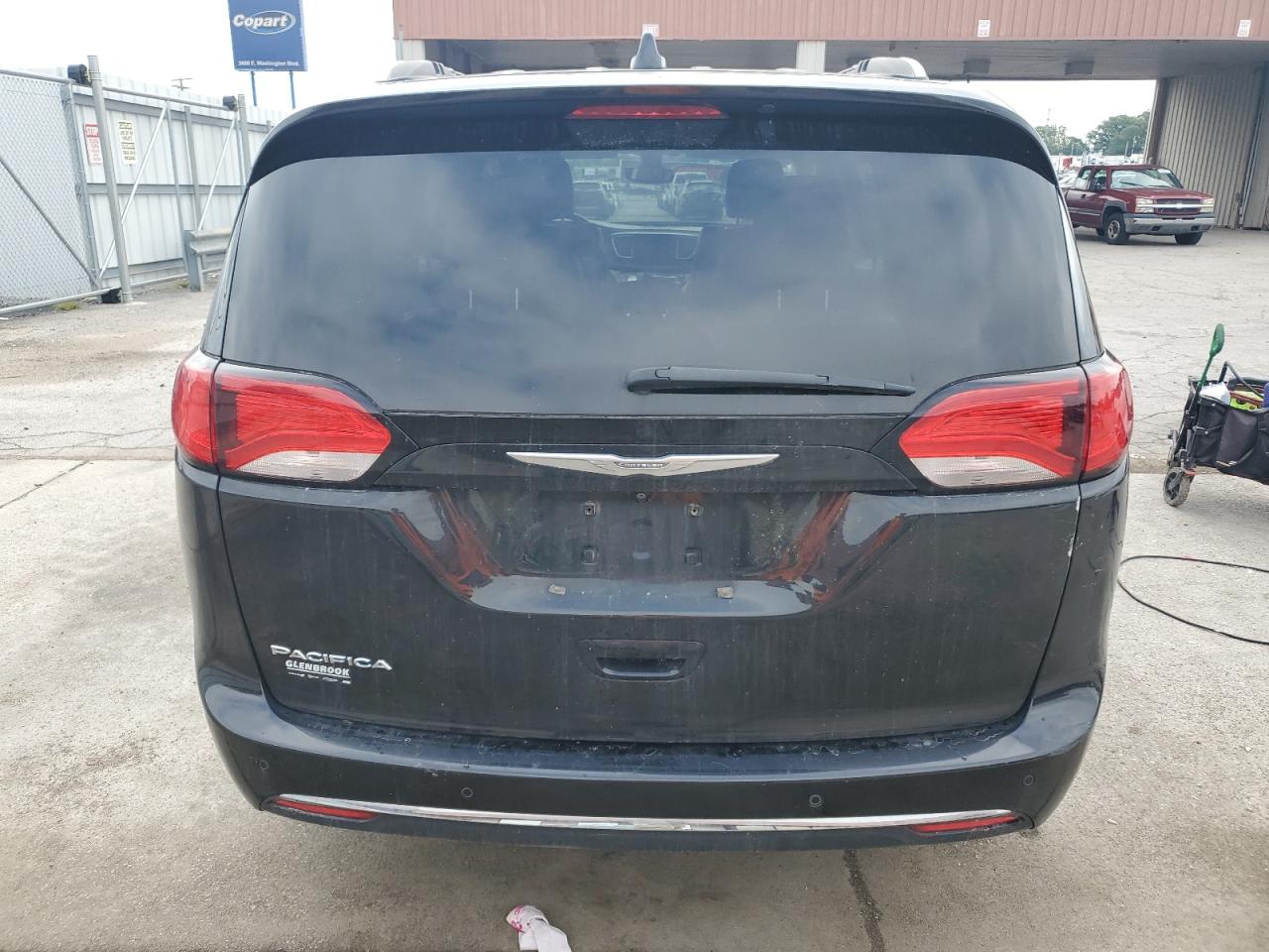 Lot #2826267458 2017 CHRYSLER PACIFICA T