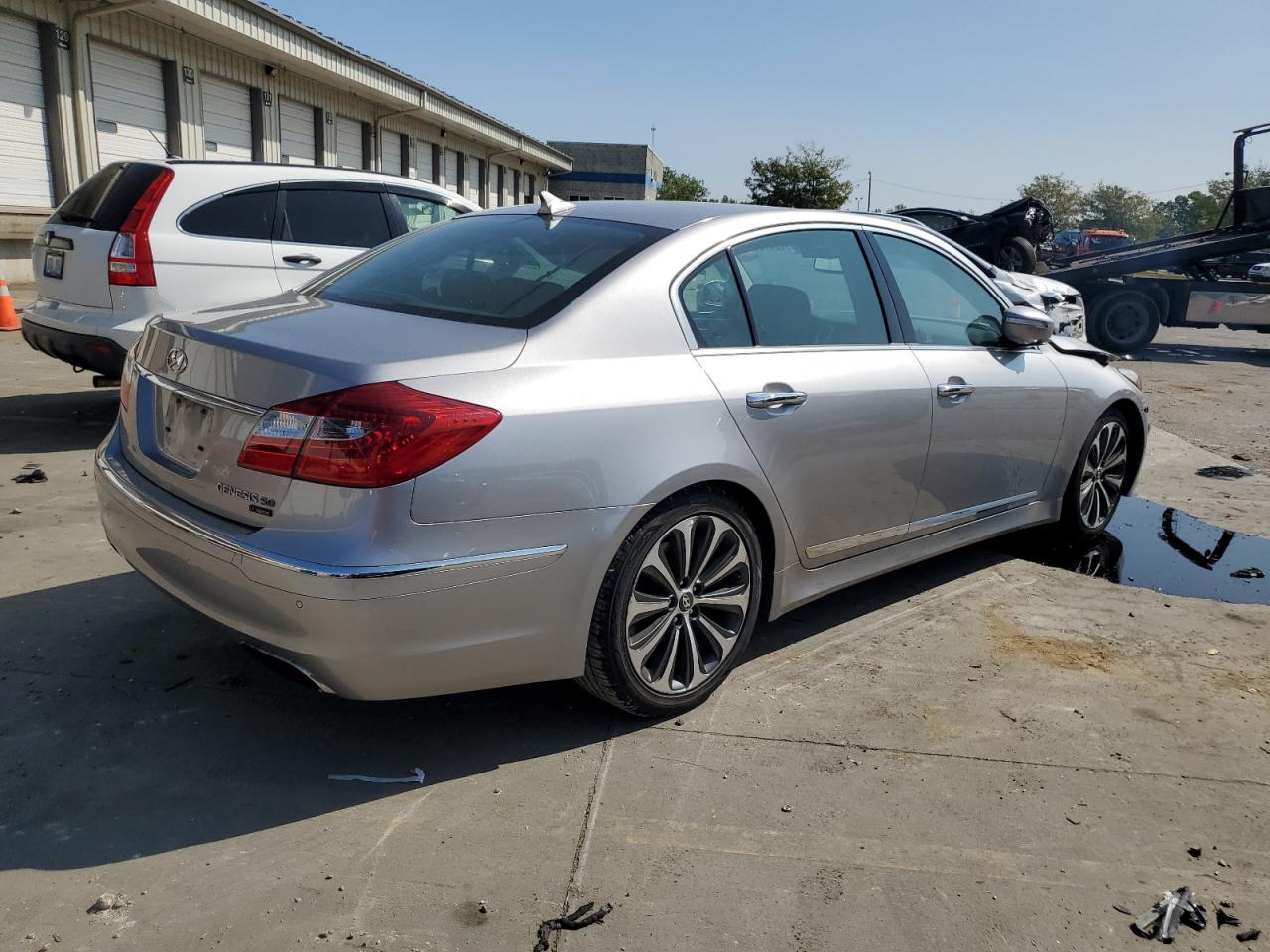 Lot #2945384457 2012 HYUNDAI GENESIS 5.