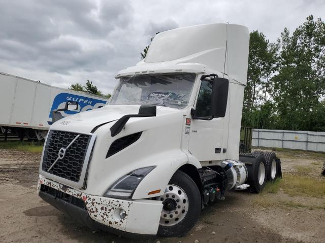 VOLVO VNR 2021 white  diesel 4V4WC9EH8MN259112 photo #3