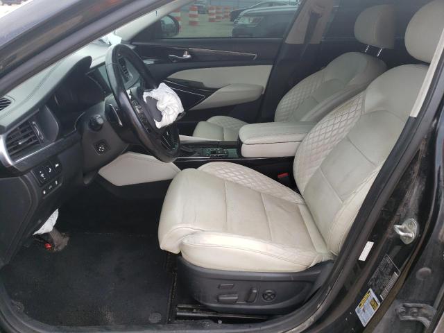 2018 KIA CADENZA LU KNALC4J18J5104868