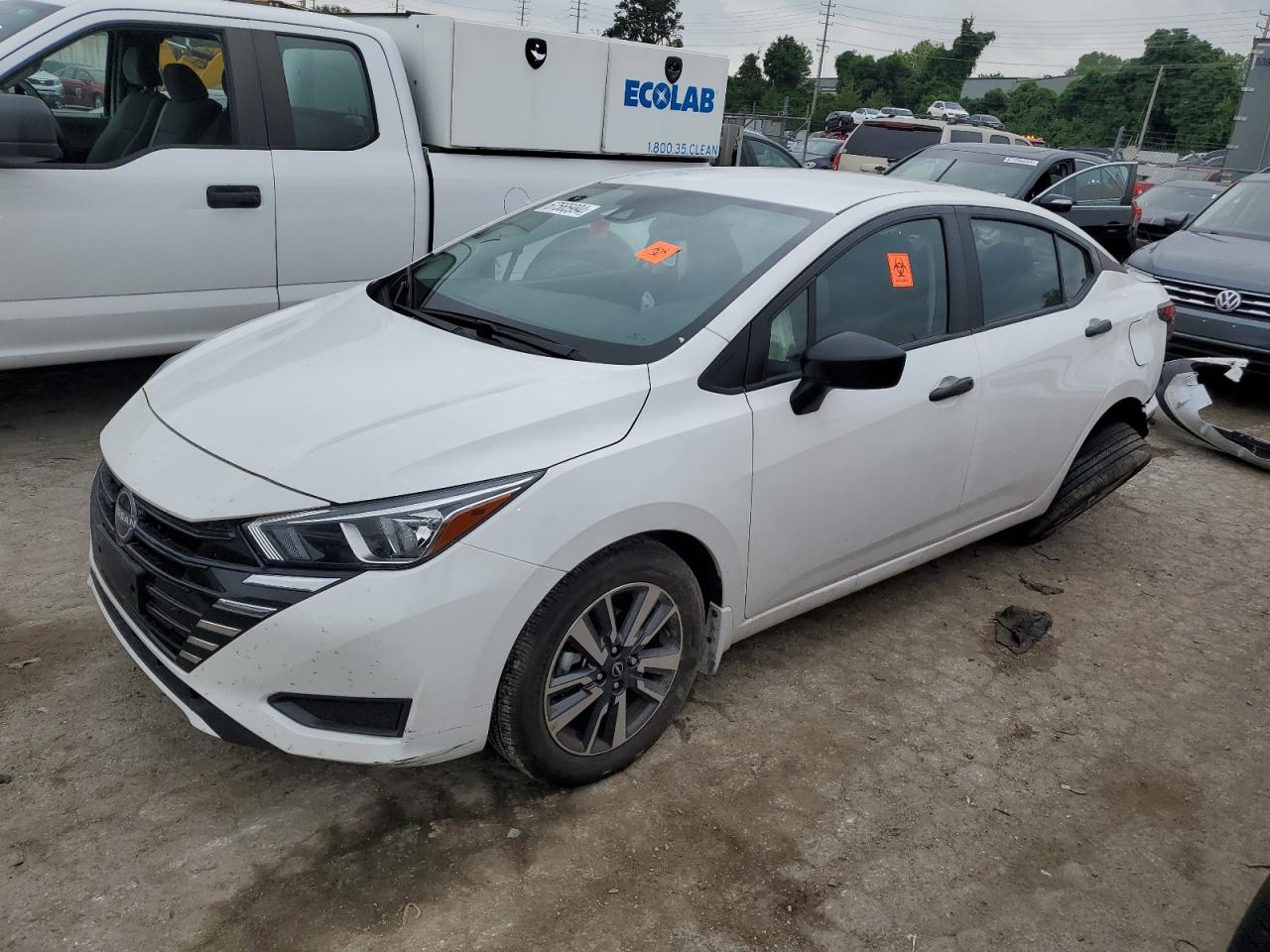  Salvage Nissan Versa