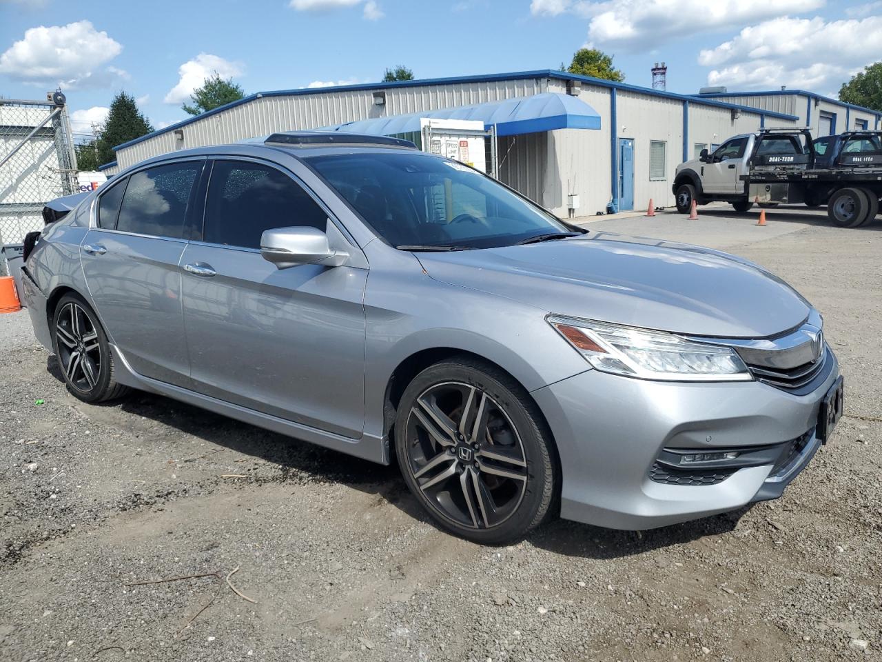 Lot #3006469152 2016 HONDA ACCORD TOU