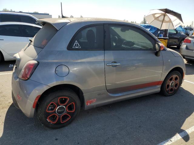 VIN 3C3CFFGE2HT675206 2017 Fiat 500, Electric no.3