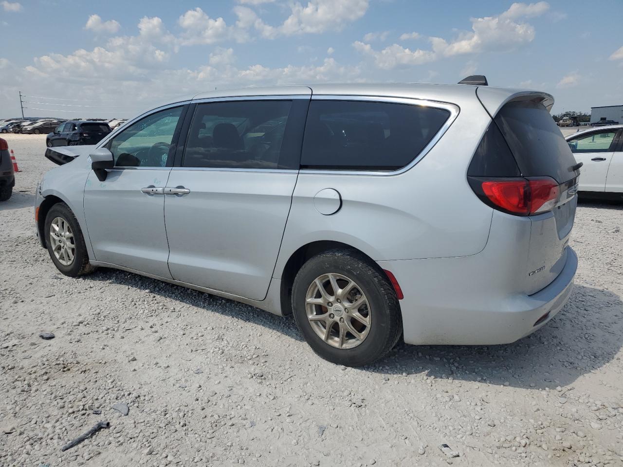 Lot #2740681028 2022 CHRYSLER VOYAGER LX