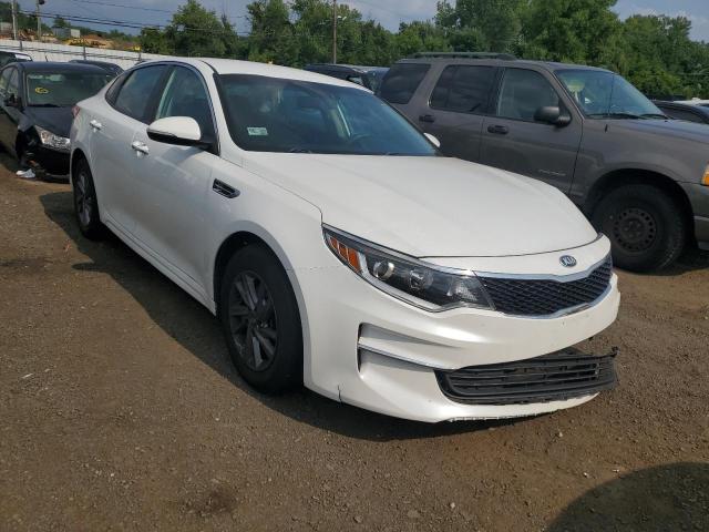 VIN 5XXGT4L37JG229312 2018 KIA Optima, LX no.4