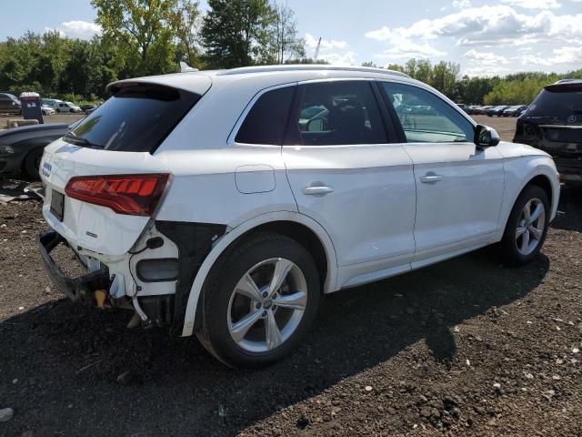 VIN WA1BNAFY4L2058368 2020 Audi Q5, Premium Plus no.3