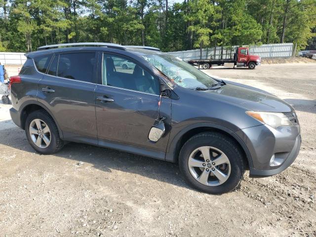 VIN 2T3RFREV9FW255779 2015 Toyota RAV4, Xle no.4