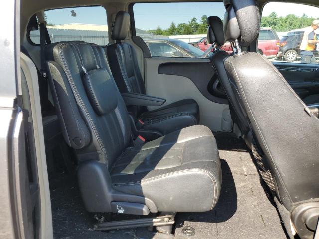2016 CHRYSLER TOWN & COU - 2C4RC1BG8GR205161