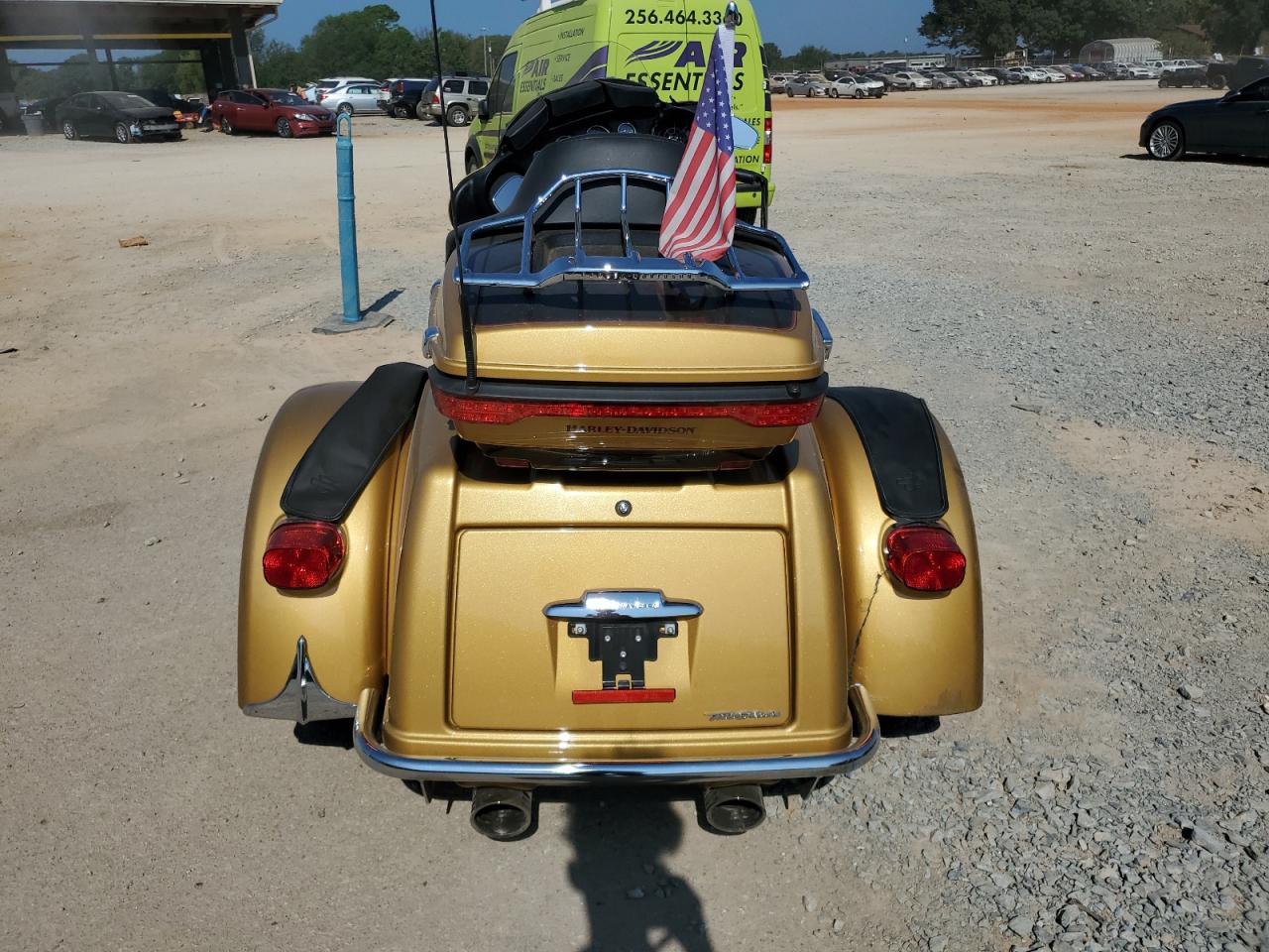 Lot #3296261422 2017 HARLEY-DAVIDSON FLHTCUTG T