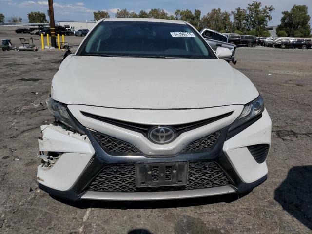 VIN 4T1B61HK2JU127941 2018 Toyota Camry, Xse no.5