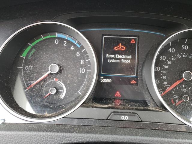 2017 VOLKSWAGEN E-GOLF SE - WVWKR7AU1HW950398