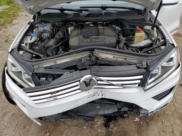 2016 VOLKSWAGEN TOUAREG SP WVGEF9BP8GD010485