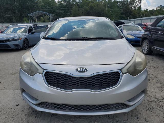 VIN KNAFK4A6XF5270490 2015 KIA Forte, LX no.5