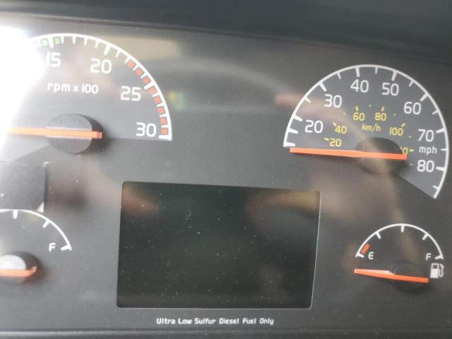 2018 VOLVO VN VNL 4V4NC9EH9JN889129