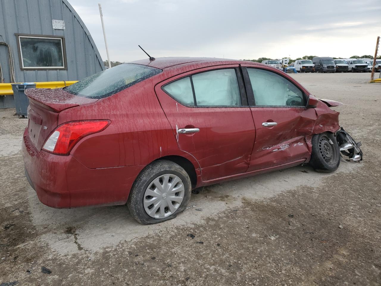 Lot #2945545134 2018 NISSAN VERSA S